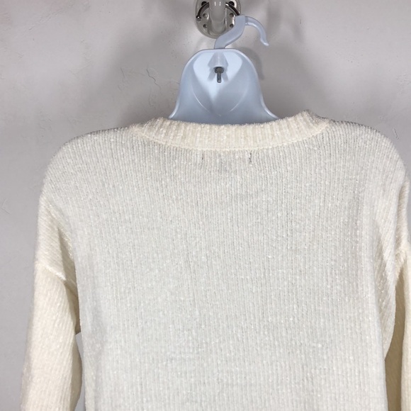 Love Tree cream super soft sweater size small - Picture 7 of 11